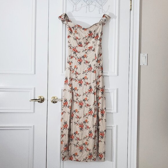 Vintage Y2K Dresses & Skirts - Bohemian Off Shoulder Floral Maxi Dress